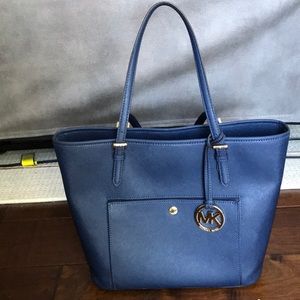 MICHAEL Michael Kors-Large Jet Set Snap Pockt Tote